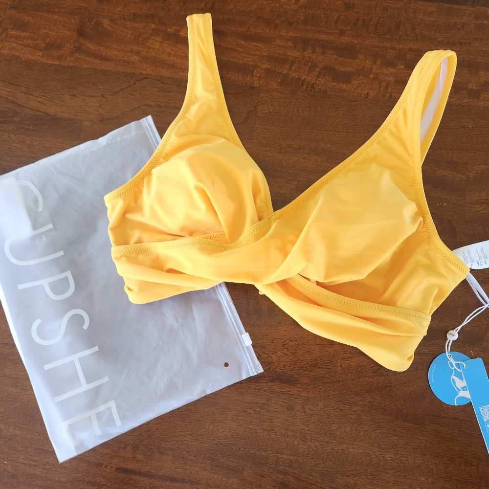 Cupshe lemon print bikini swimsuit - TOP ONLY